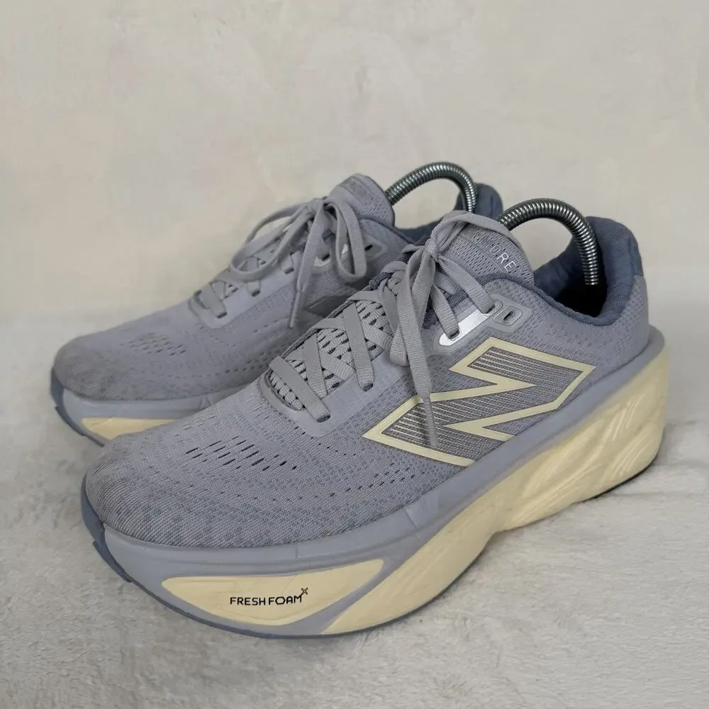 New Balance Fresh Foam X More v5 Women’s Size 10 Gray Cream Running Shoes